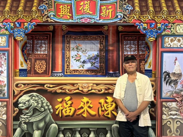 佈景畫師陳冠良於屏東戲曲故事館舉辦特展 邀您一起捧場欣賞 佈景畫師陳冠良於屏東戲曲故事館舉辦特展 邀您一起捧場欣賞