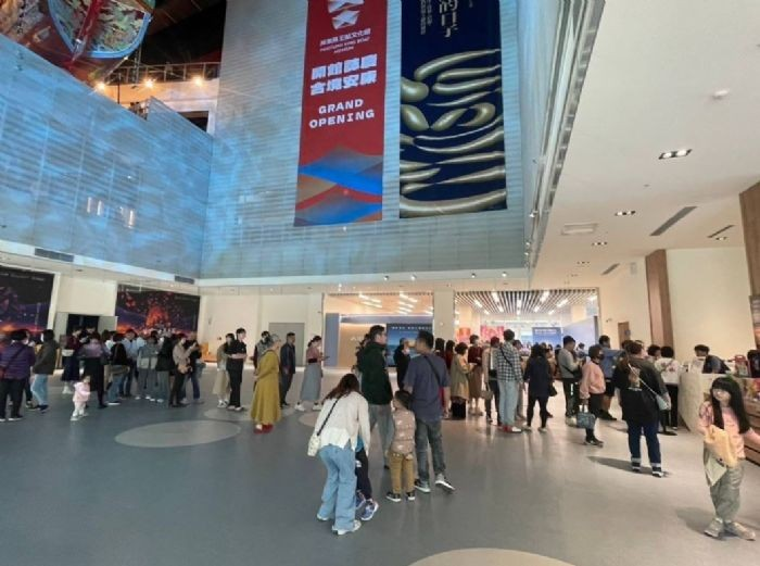 屏東春節人潮熱絡,文化與商圈共襄盛舉 屏東春節人潮熱絡,文化與商圈共襄盛舉