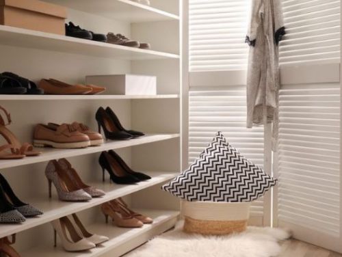 打造簡潔實用的室內鞋櫃設計方案