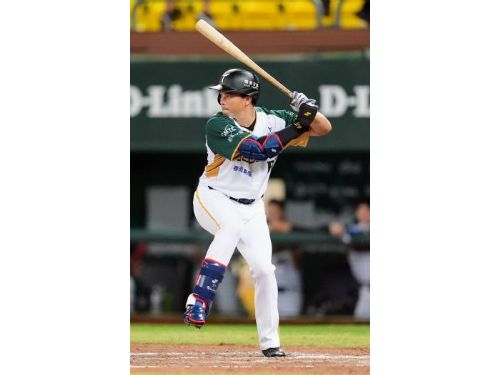 台鋼雄鷹上半季最終戰：亮點與挑戰交織