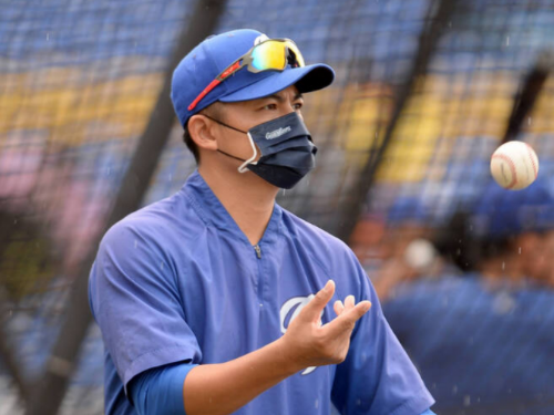 富邦悍將首席教練黃泰龍自請離隊 布局調整後戰術執行交由日籍教練承擔