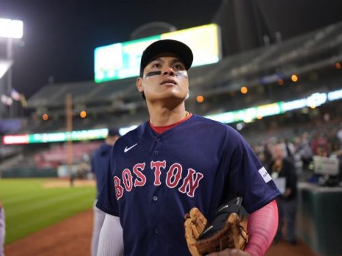 張育成連2天僅打2打席 遭紅襪代打換下，紅襪遭運動家反撲吞下連敗