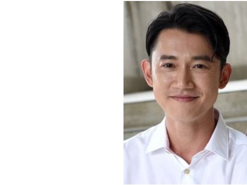 野生吳慷仁出現香港機場，一個人排隊展現出公德心