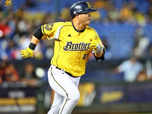 中信兄弟與統一7-ELEVEn獅再戰，敗仗中流出堅韌兄弟情