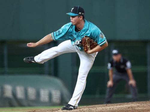 台鋼雄鷹全員安打惜敗樂天桃猿：堅持不懈，期待再起