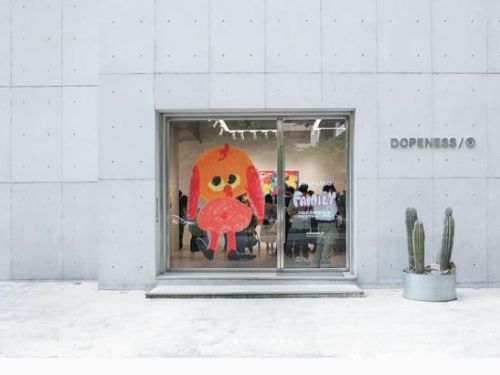 台北大安藝廊「DOPENESS ART LAB」展覽焦點：英國藝術家 Jon Burgerman 的《Family》