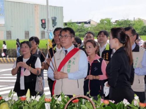 台南市盛大舉辦中元暨秋分祭典法會，祈願幸福安康