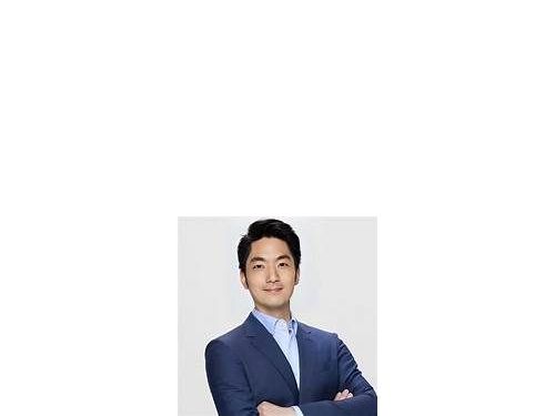 何孟樺指稱出現「寶林供應商」鬧誤會，蔣萬安澄清應為「中盤商」。