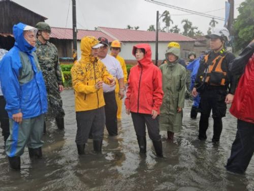 屏東縣全力抗洪：周春米縣長巡視災情並推進治水工程