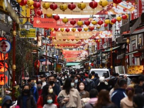 台北年貨大街首度提供接駁車服務