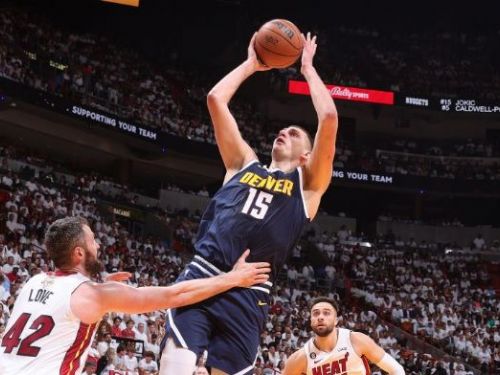 約基奇中途傷退表現依舊驚人 金塊3:1聽牌