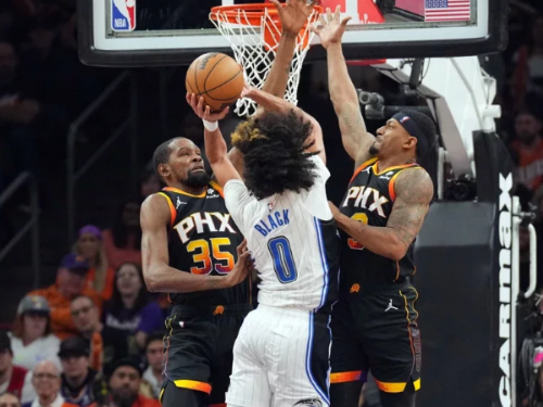 NBA／比爾賽季新高！三巨頭聯手砍77分 太陽勇奪3連勝