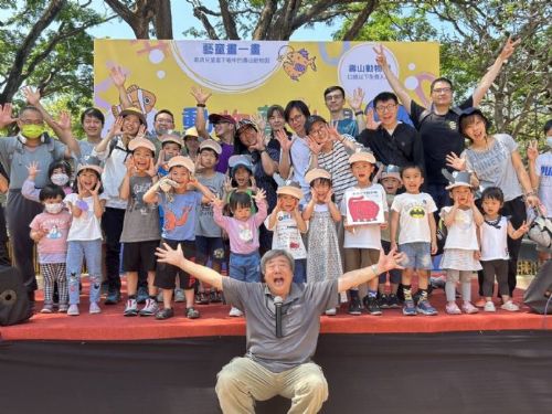 高雄兒童節連假最後一天湧現出遊潮，壽山動物園免費入園