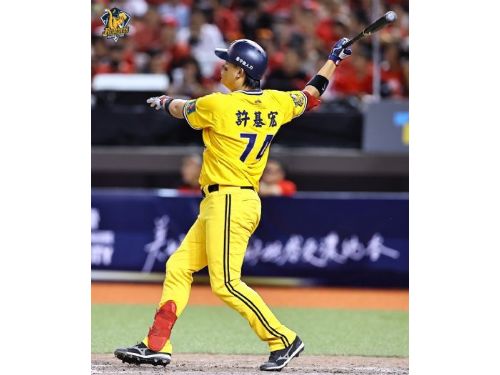 中信兄弟逆轉勝出：猛登領投、火力全開