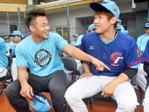 穀保OB賽 王柏融唱名4棒不下場