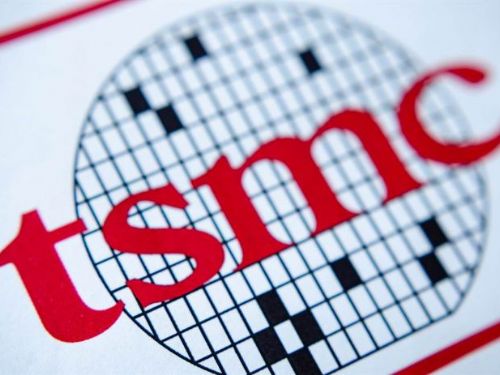 華爾街對台積電法說會結果感到失望，導致台積電股價暴跌53元，使台股早盤急挫超過700點，跌破19600點。