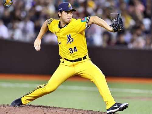 中信兄弟與台鋼雄鷹的精彩對決