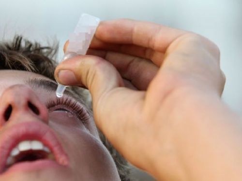 眼藥水疑致美國3死8失明　FDA稱印度工廠違規　印方指沒受污染