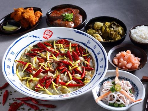 風靡1個月，3萬人擁躍蒞臨！北高雄歡迎「刁民酸菜魚」，南下開分店啦！