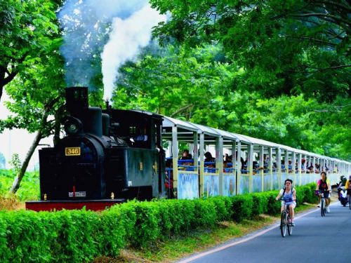 高雄市旅行公會2024國際旅展與臺北國際觀光博覽會：安全出遊好康不錯過！