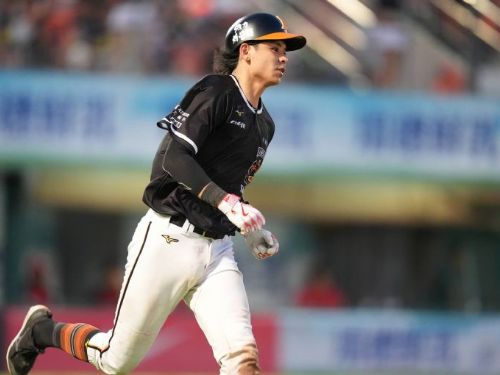 獅子軍主場力克味全龍 | 勝騎士完美封鎖龍隊