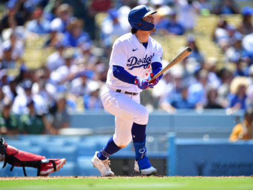 梅伊退場後，狂威登板救援，道奇7：3擊敗雙城