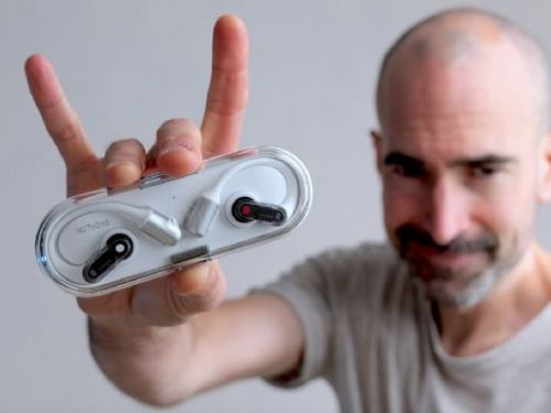 Nothing推出首款開放式無線耳機Ear (open) 舒適佩戴與環境聲感完美結合