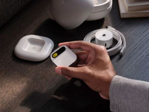 Humane 計畫出售 Ai Pin，價值預估 7.5 億至 10 億美元，HP 等潛在買家已展開洽談