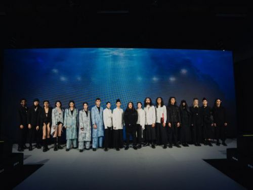 潮境海灣直播畫面「台北時裝週」出任務 海科潛進時尚與INF合作「AMA海女」走秀打造海底沉浸式體驗