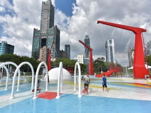 兒童節連假：星光公園戲水區開放，歡迎家長帶孩子一同享樂