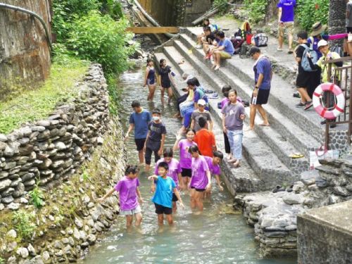 二峰圳獲環教認證，小小稽查員探索水利工程奧秘