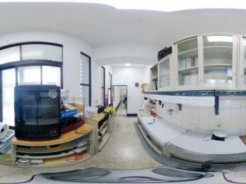 屏東縣警局運用360度全景及實境導覽科技，法庭上身臨其境