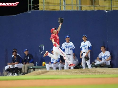 味全龍4比2擊敗富邦悍將，王維中投出優質先發