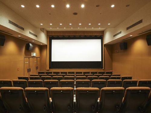 懷舊重生：老電影院銀幕變身獨特配件