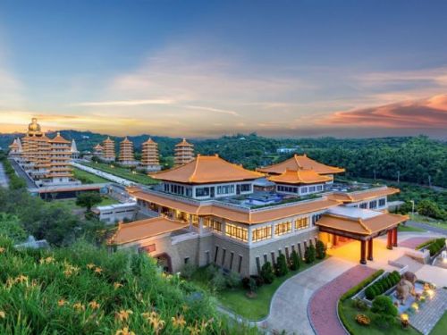 暑假必玩！高雄知性旅遊新選擇