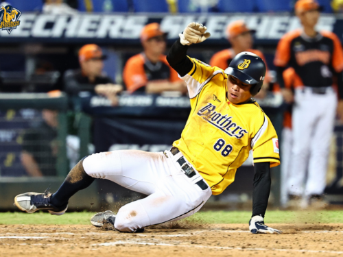 中信兄弟3比2逆轉勝統一獅，保住上半季存活希望！