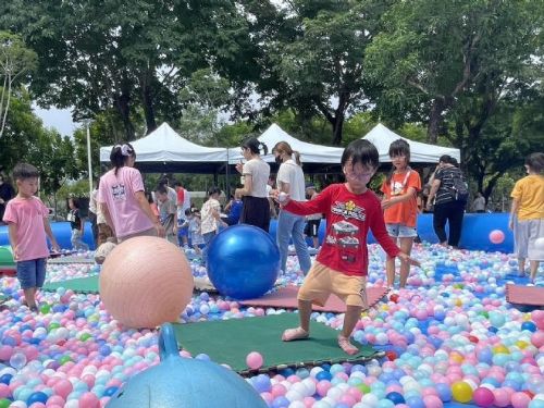 潮好玩市集7月主題「夢幻球池趴」圓滿落幕