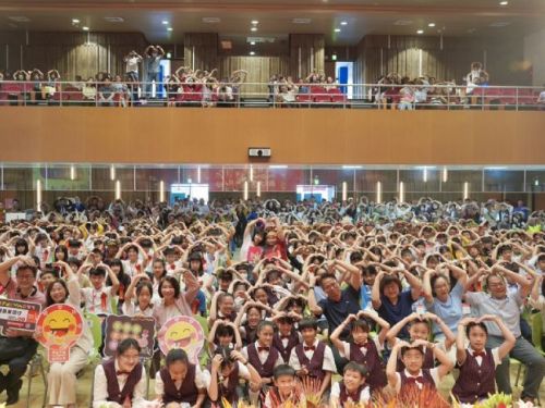 屏東縣政府表揚180位模範兒童，祝福兒童節快樂！