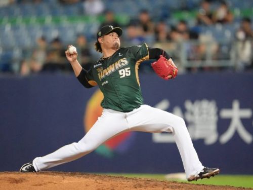 雄鷹的奮戰：台鋼雄鷹與富邦悍將的激烈對決