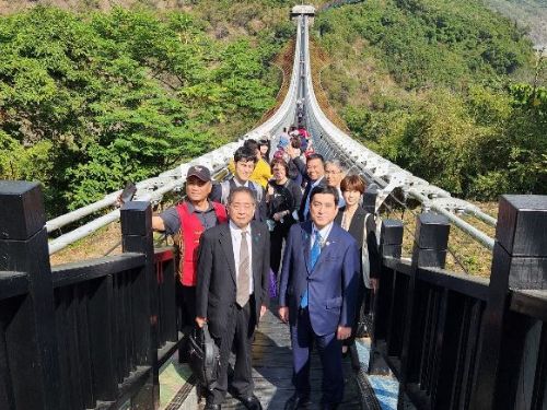 鹿兒島縣知事走訪屏東 縣府熱情接待體驗在地人文