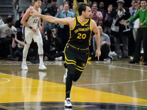 NBA／薩里奇底薪打出身價 柯爾：看起來明年要拚高薪