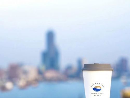 高雄旗津：體驗釜山風情的燈塔咖啡店