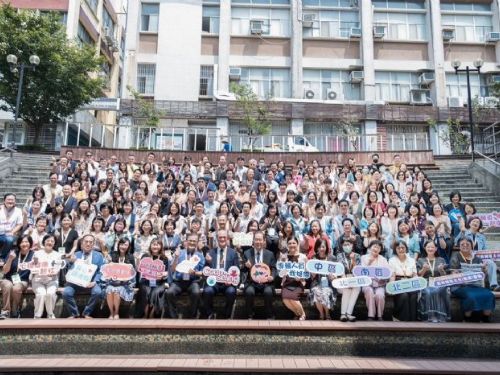 教育部舉辦全國大專校院諮商輔導主任會議：促進合作與提升輔導品質