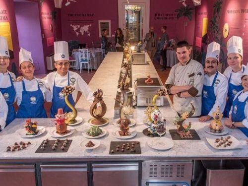 義大利巧克力大師來台授課，屏東可可產業躍升國際舞台