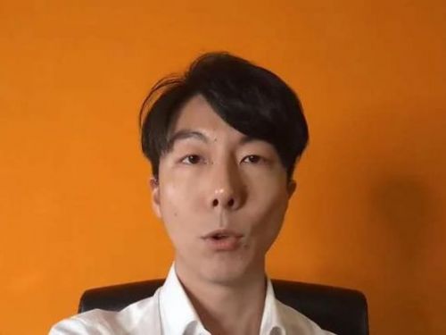 吳崢再度批評黃國昌，指控無條件舉手40次當小弟