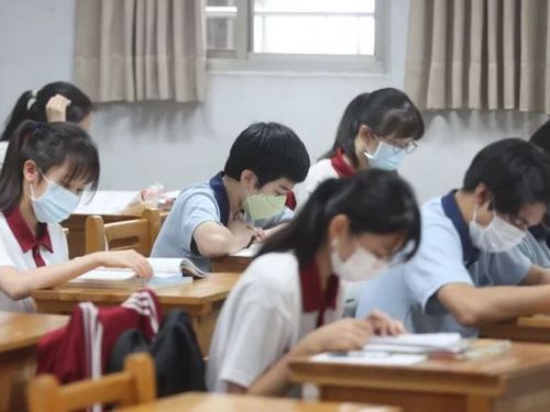 PISA評比╱認為成績等於能力 台灣學生數學「高成就、高焦慮」