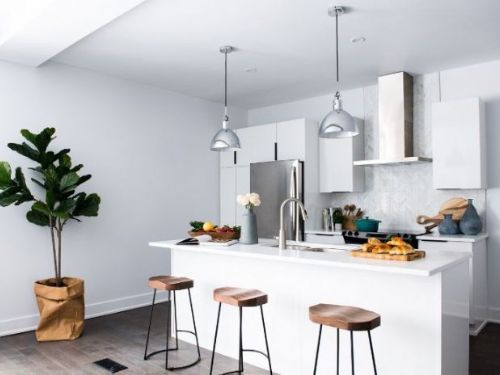 廚房中島檯面選擇  天然材料與人造材質比較