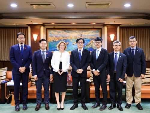 高雄市副市長林欽榮率團訪韓，深化產業與觀光合作