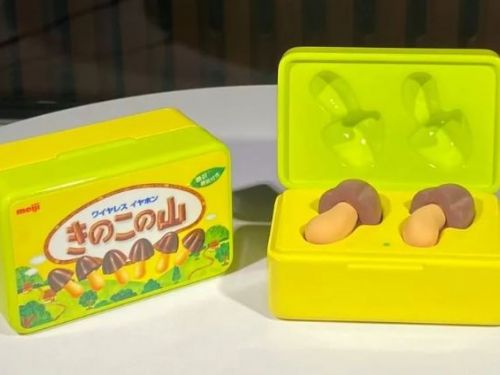零食當3C產品？蘑菇山巧克力變耳機 明年春季上市、還藏這神祕功能