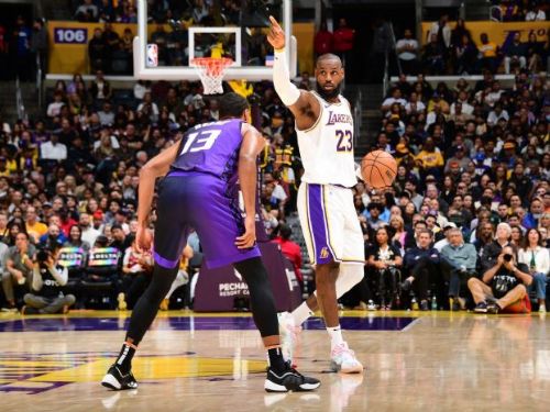 湖人強勢反擊擊退國王！LeBron大三元助力三連勝